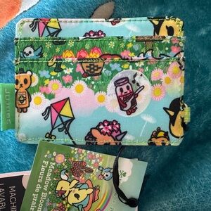 NWT meadow blooms be charged